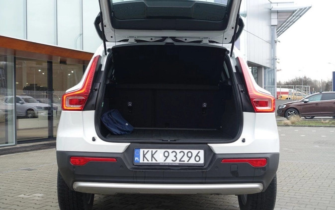 Volvo XC 40 cena 159900 przebieg: 9000, rok produkcji 2023 z Kosów Lacki małe 137